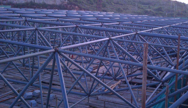 惠州概述网架加工公司对网架保温隔热的办法